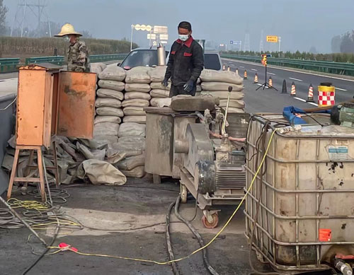 沧县高速路病害处理